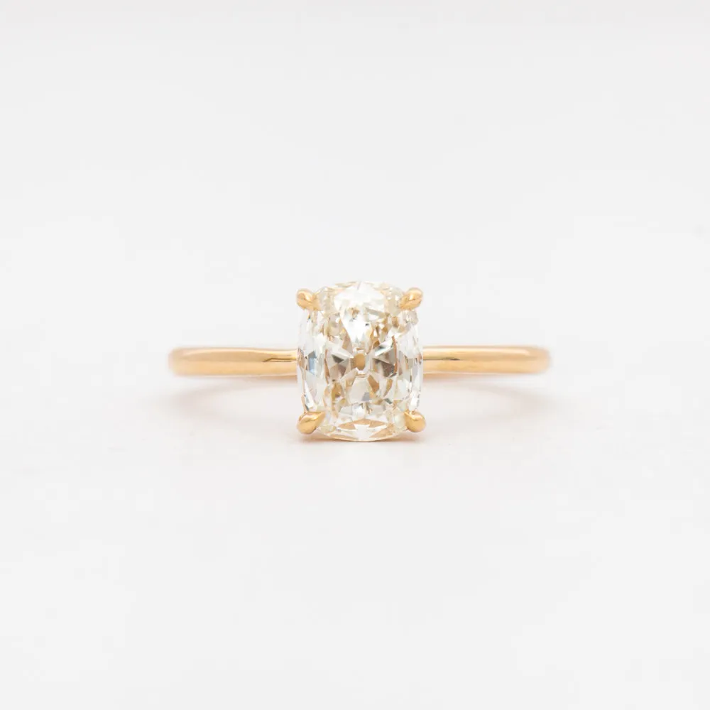 1.14 ct Elongated Cushion Eleonore Delicate Ring