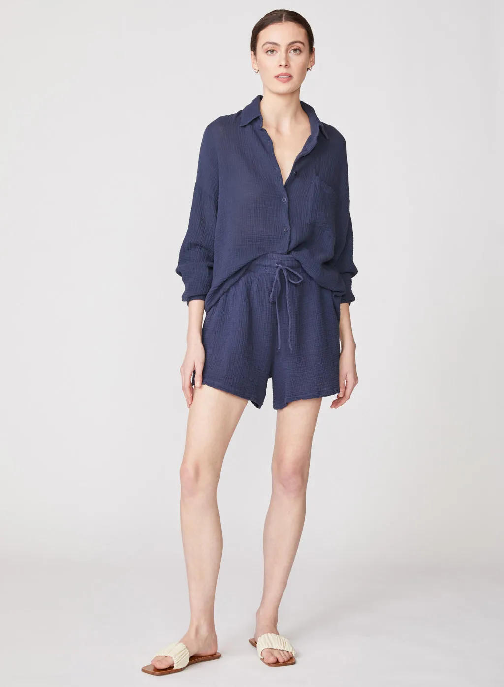 Gauze Drawstring Short in New Navy