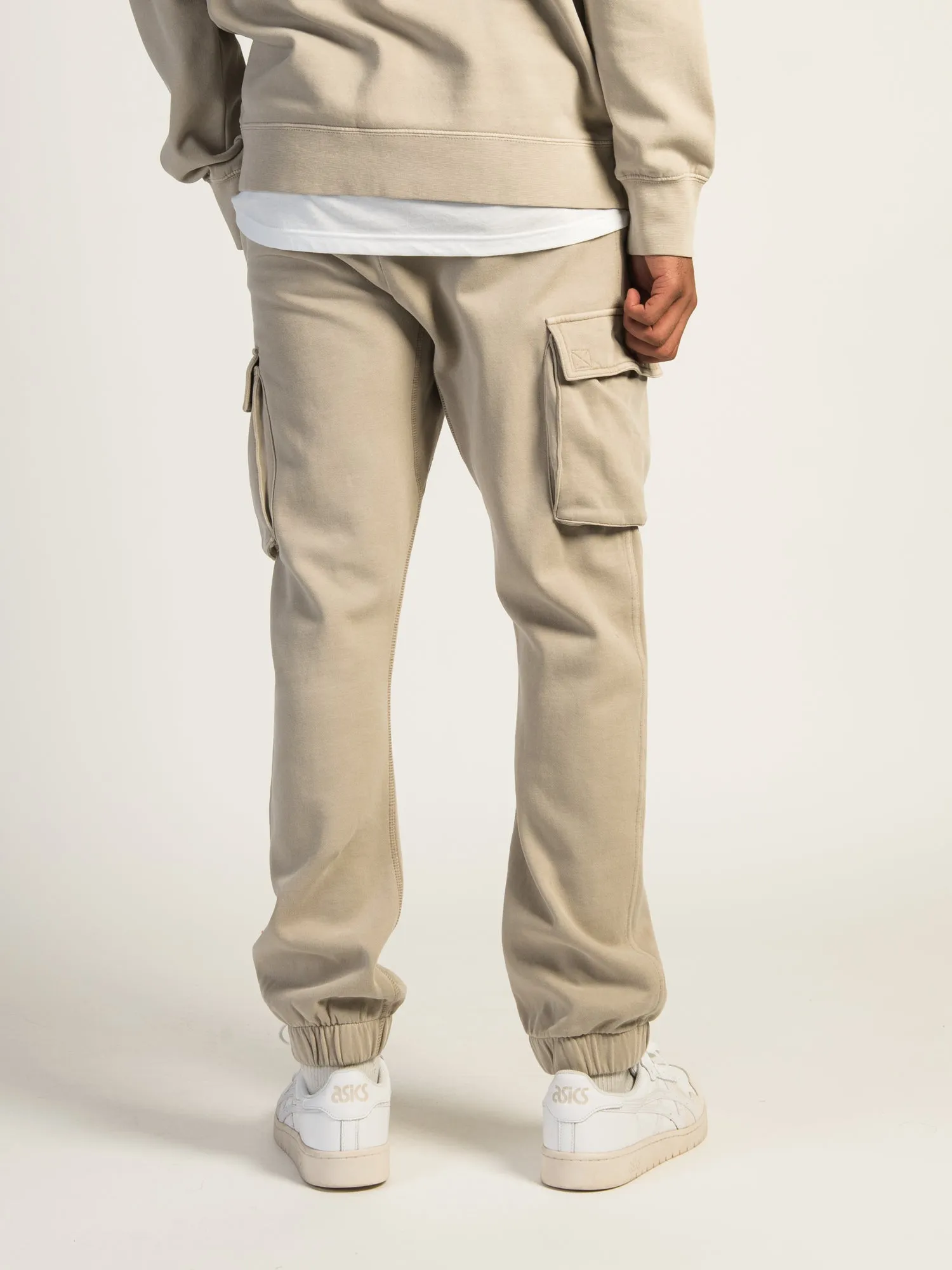 KOLBY PARKER GARMET DYE CARGO JOGGER - OATMEAL