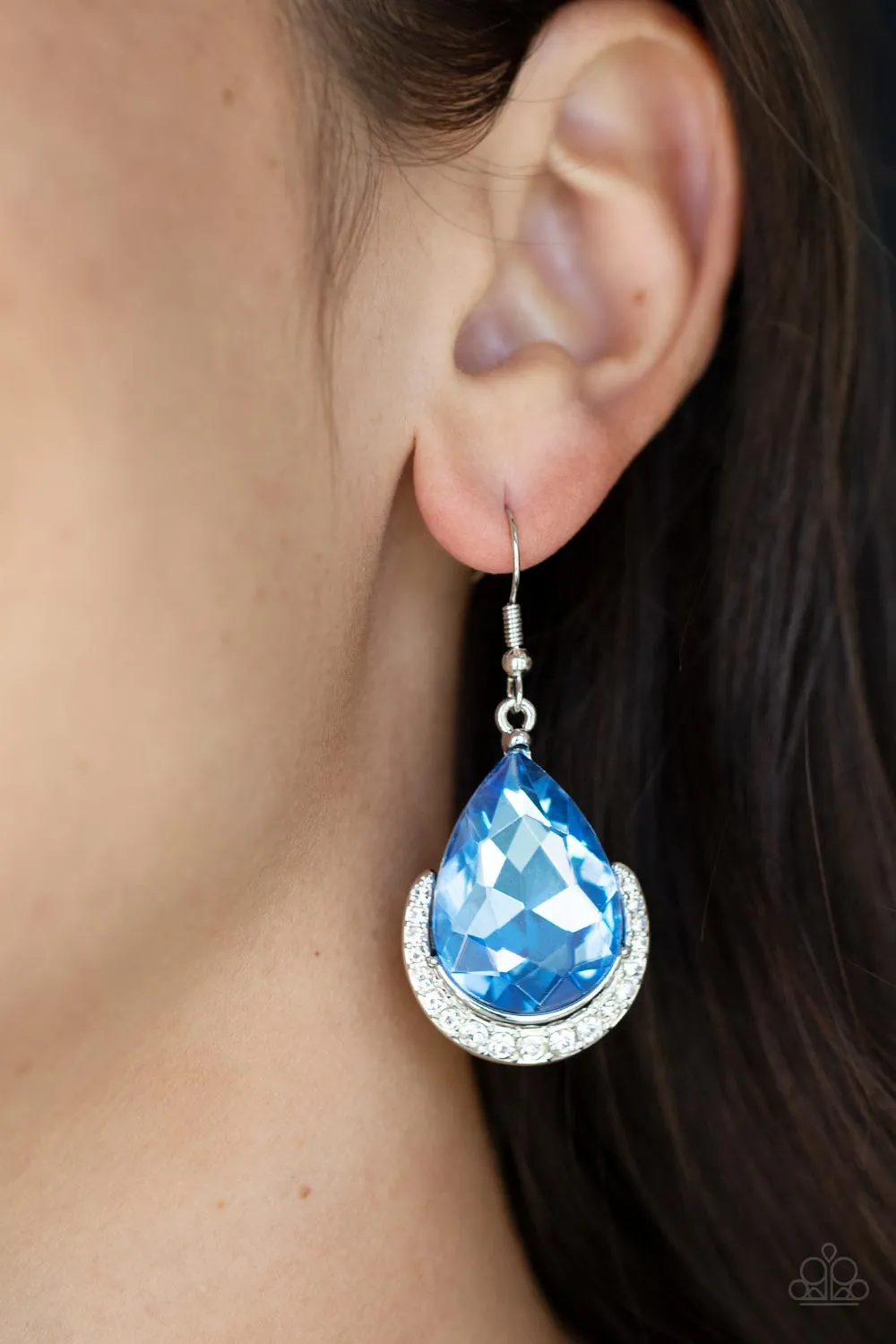 Paparazzi Mega Marvelous - Blue Iridescent Dainty Earrings