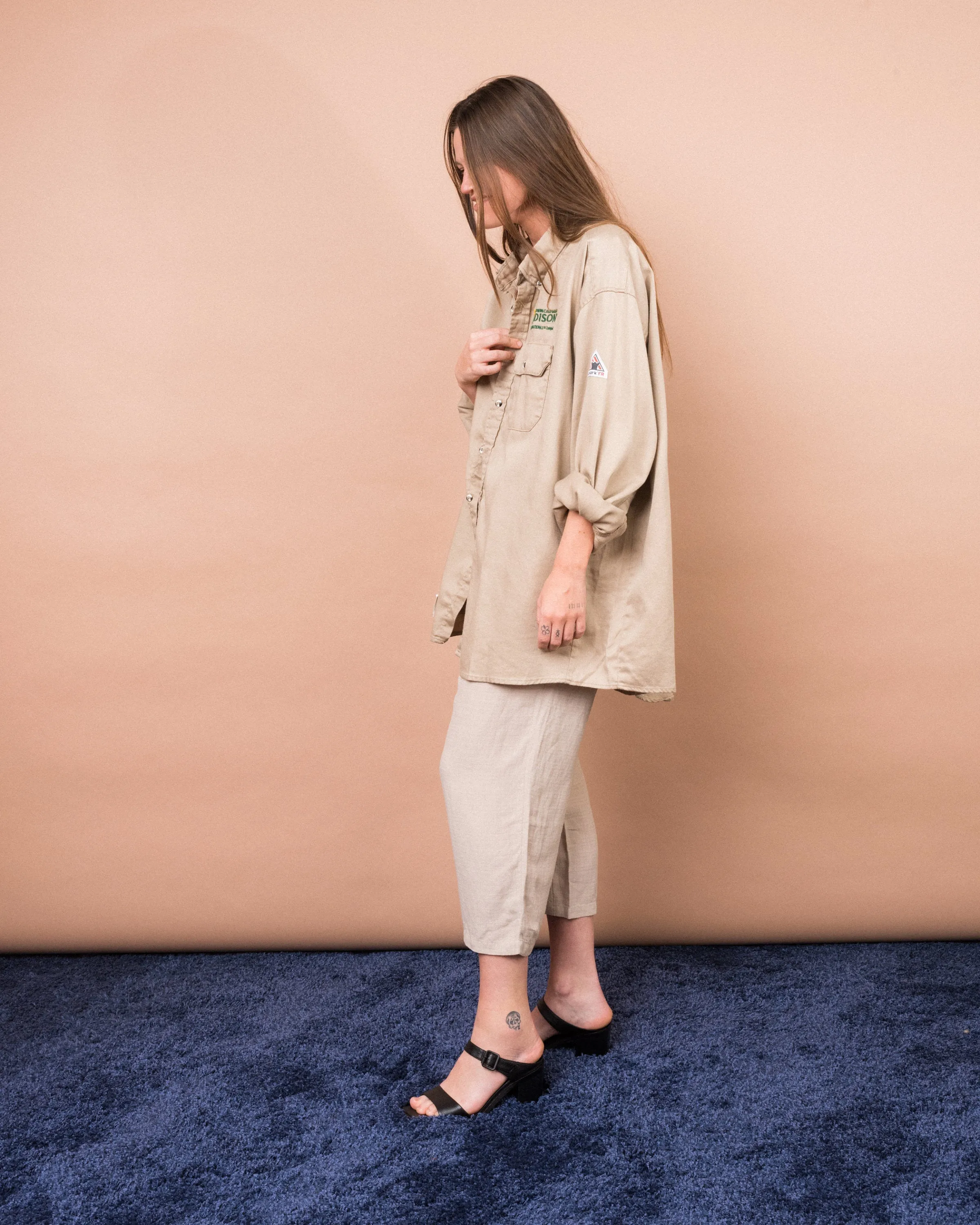 Vintage Oversized Beige Button Up (S-L)